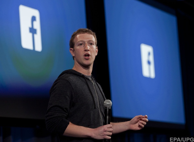 Суточная аудитория социальной сети Facebook шагнула к отметке 1 млрд человек