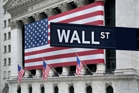 Фондовые торги в США открылись снижением индексов на 2,35-2,62%