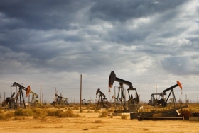 Цена нефтяной "корзины" ОПЕК упала до минимума за восемь недель