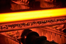 Углубление кризиса в металлургии требует вмешательства государства - эксперт