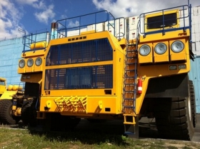 Полтавский ГОК привлек у частной корпорации PEFCO кредит на 21,9 млн долл. для приобретения грузовиков Caterpillar