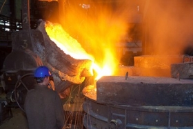 На украинском фондовом рынке обвалилась цена акций металлургических предприятий