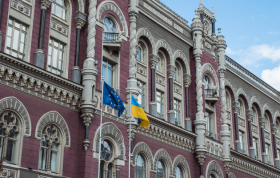 Национальный банк заявляет о постепенном восстановлении экономики Украины