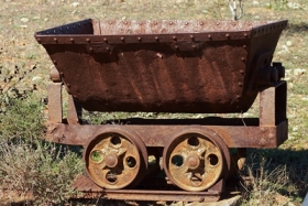 «Горные машины» изготовят 150 грузовых вагонеток для шахтоуправления «Покровское»